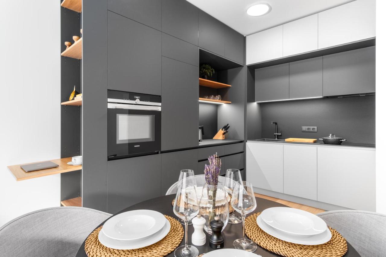 Prague Days - Premium Apartments - Balcony Εξωτερικό φωτογραφία