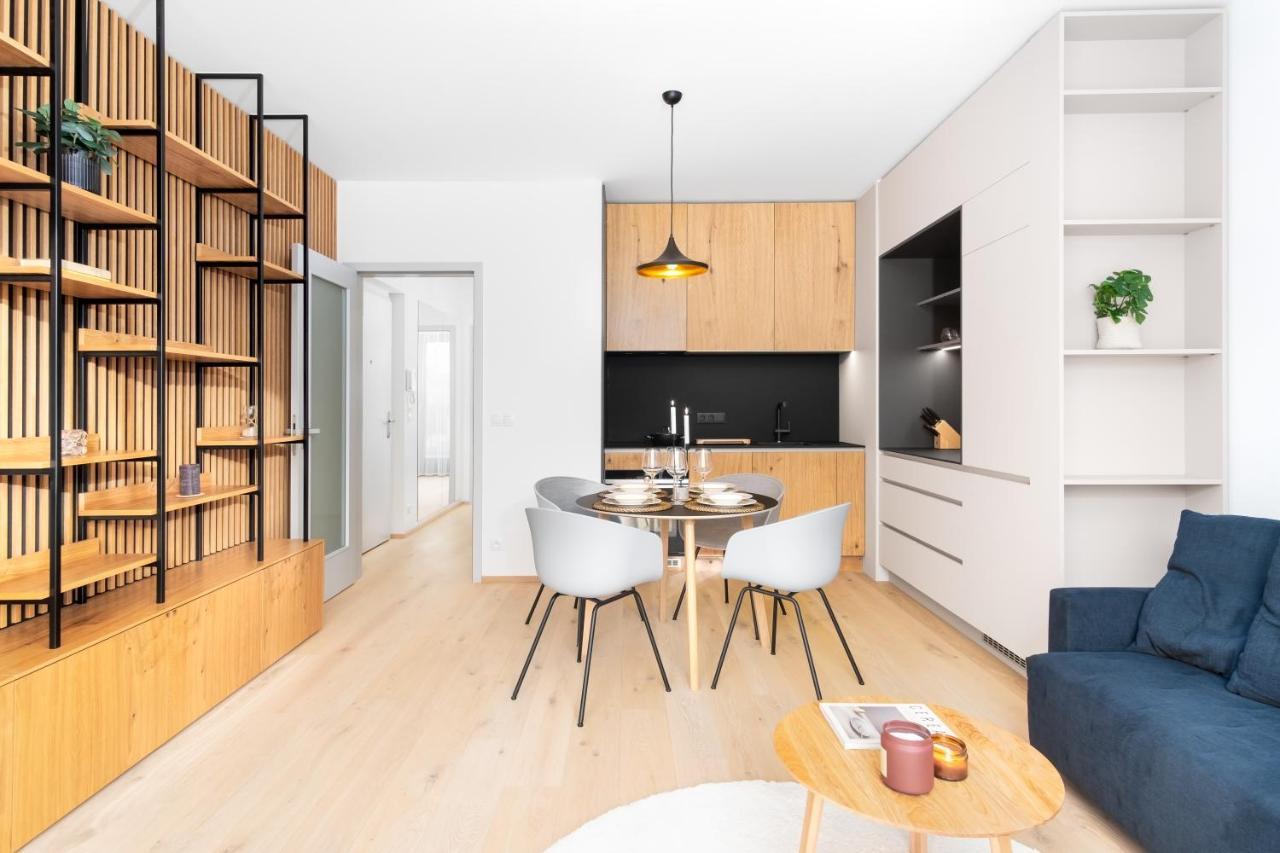 Prague Days - Premium Apartments - Balcony Εξωτερικό φωτογραφία