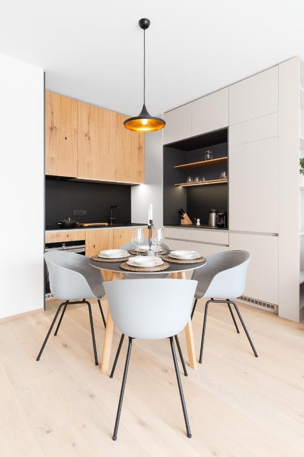 Prague Days - Premium Apartments - Balcony Εξωτερικό φωτογραφία